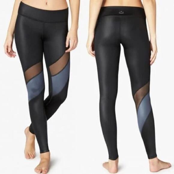 Beyond Yoga Gloss Over Waves Leggings - Picture 3 of 7
